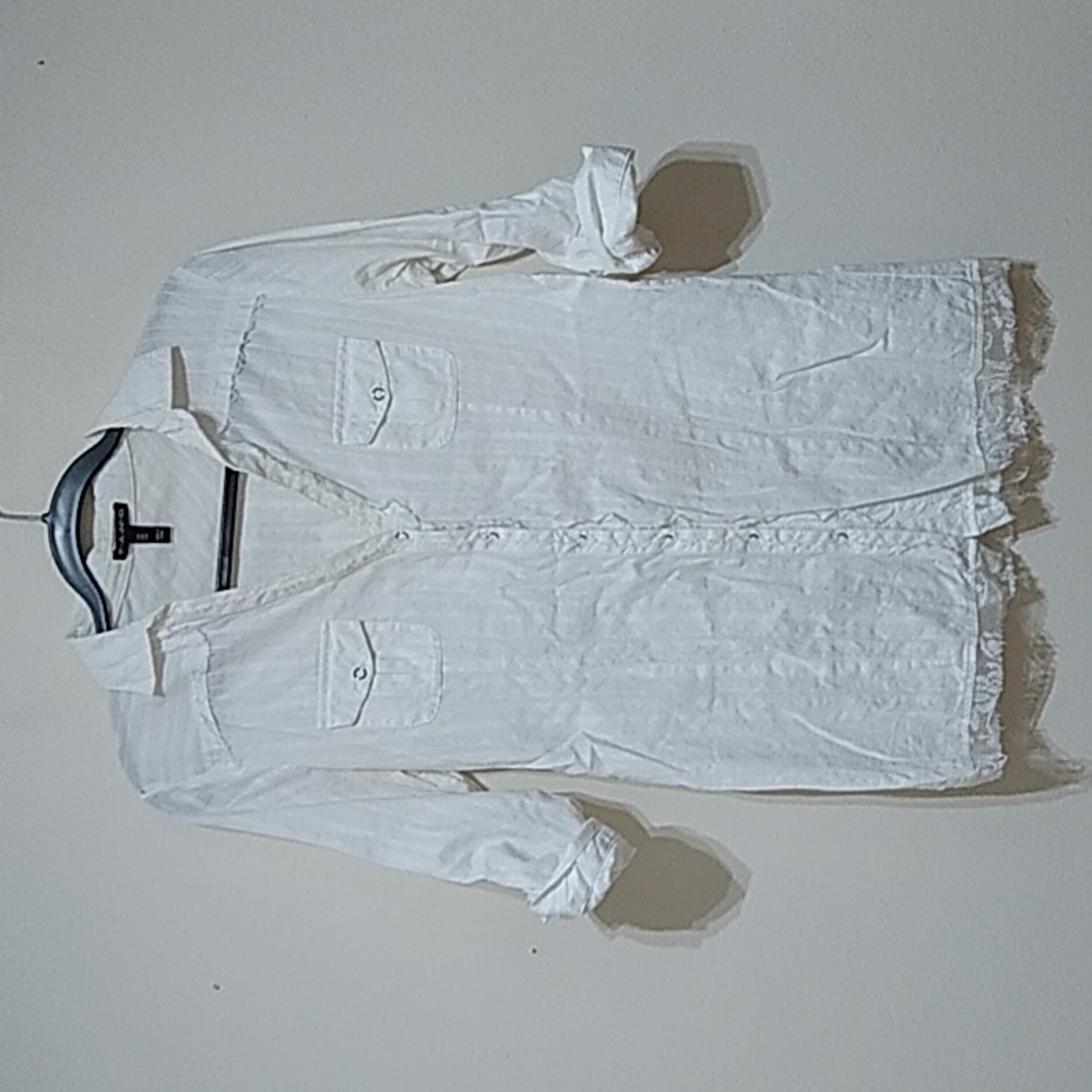 F.A.N.G Snap Cotton Lace Bottom Top